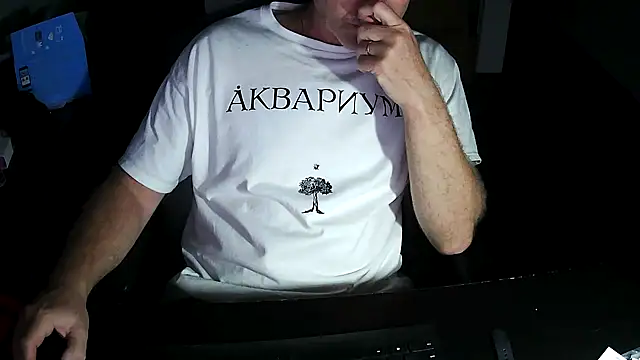Shalun2000 online show from July 3, 2026, 3:13 am
