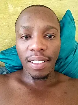 Snapshot of MaskedWithCum chatting on August 2, 2026, 2:15 pm MaskedWithCum online show from August 2, 2026, 2:15 pm