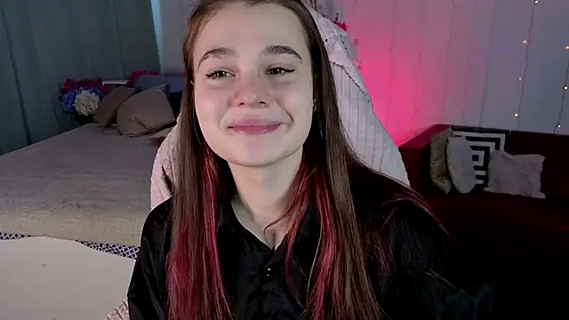 Kacey Love online show from April 8, 2026, 1:33 pm