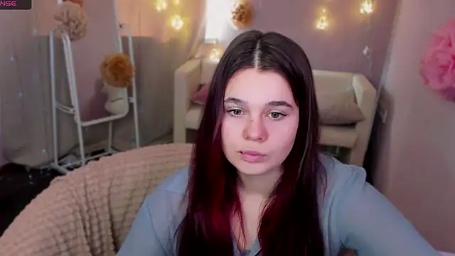 Kacey Love online show from May 5, 2026, 6:32 am