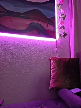 ItsAuroraBorealis online show from June 11, 2026, 11:47 pm