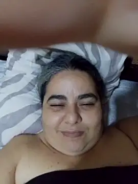 Snapshot of Golositadeamor chatting on June 19, 2026, 5:34 am Golositadeamor online show from June 19, 2026, 5:34 am