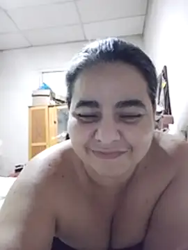 Snapshot of Golositadeamor chatting on July 6, 2026, 9:50 am Golositadeamor online show from July 6, 2026, 9:50 am