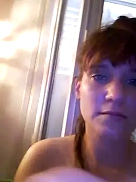 Snapshot of Maggie38 chatting on July 9, 2026, 12:31 pm Maggie38 online show from July 9, 2026, 12:31 pm