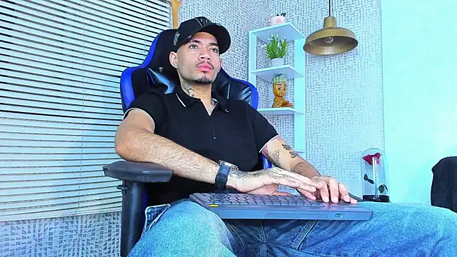 Daniel huge22 online show from June 20, 2026, 2:31 pm