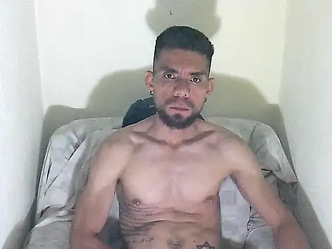 thomas2wood online show from June 13, 2026, 3:04 am