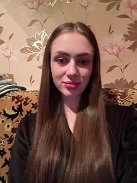 AlinaLove3213 online show from July 13, 2026, 9:06 pm