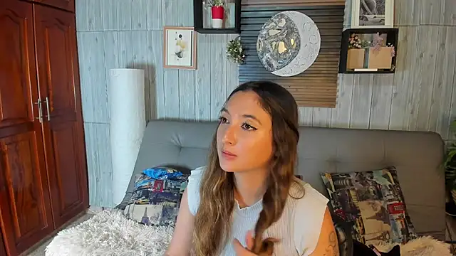 Alucarda666 online show from July 24, 2026, 8:51 pm