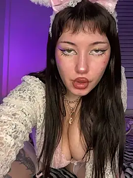 Snapshot of cherryxxox chatting on July 7, 2026, 1:41 am cherryxxox online show from July 7, 2026, 1:41 am