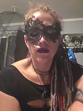 Snapshot of MistressSolena chatting on June 20, 2026, 4:26 am MistressSolena online show from June 20, 2026, 4:26 am