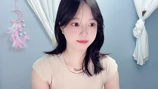 Xiaoqing00 online show from June 14, 2026, 5:42 am