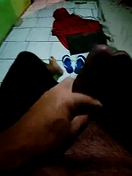 prazerarmando online show from June 12, 2026, 2:21 am