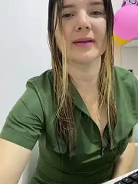 Snapshot of amelia_16 chatting on June 6, 2026, 8:02 pm amelia 16 online show from June 6, 2026, 8:02 pm