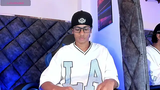 LiamKron online show from July 10, 2026, 11:02 am