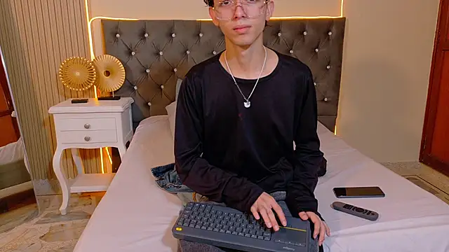 Twink Sebas7 online show from July 2, 2026, 12:22 pm