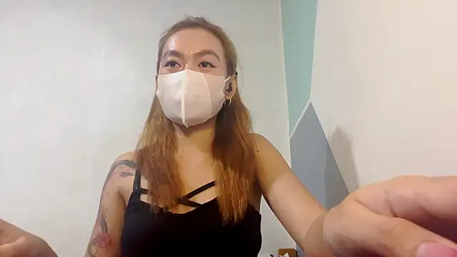 LadyBianca19 online show from May 3, 2026, 12:11 pm