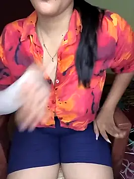 Tamilmoon006 online show from May 13, 2026, 2:14 pm