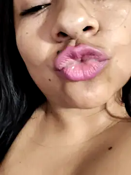 alisonnturbay online show from July 8, 2026, 2:05 am
