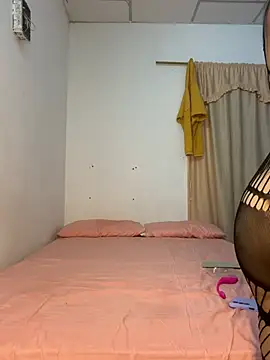 princess Curves online show from May 13, 2026, 8:49 pm