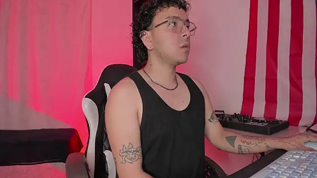 alexmontesco online show from April 30, 2026, 11:20 pm