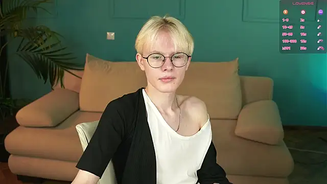 Liam Blair online show from July 12, 2026, 5:20 am