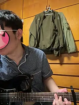 zarokkubokki online show from May 19, 2026, 2:23 pm
