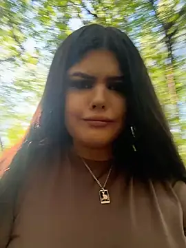 AmeliaBronze online show from May 26, 2026, 2:07 am