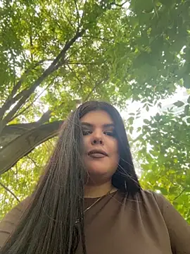 AmeliaBronze online show from June 18, 2026, 2:12 am