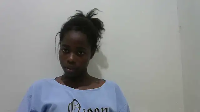 Snapshot of Rerpuss1 chatting on June 6, 2026, 2:22 pm Rerpuss1 online show from June 6, 2026, 2:22 pm