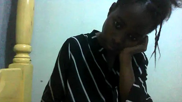 Snapshot of Rerpuss1 chatting on June 14, 2026, 10:23 pm Rerpuss1 online show from June 14, 2026, 10:23 pm