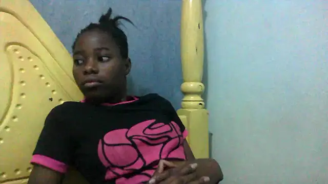 Snapshot of Rerpuss1 chatting on July 15, 2026, 10:09 am Rerpuss1 online show from July 15, 2026, 10:09 am