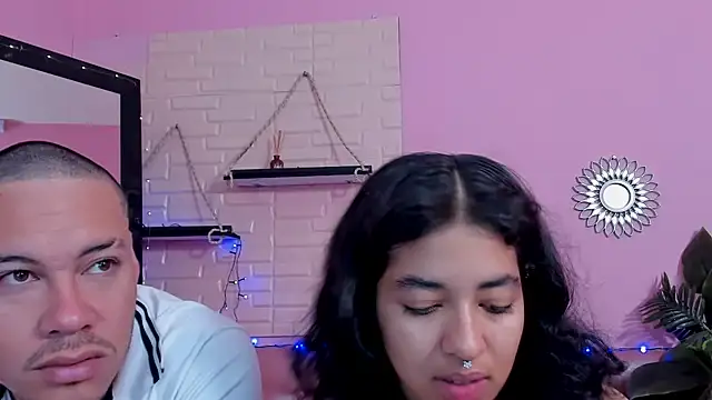 Aronandmoli69 online show from June 13, 2026, 1:09 pm