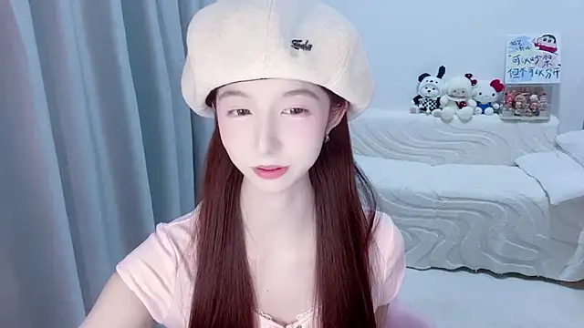 lucky-tt online show from June 4, 2026, 2:56 pm