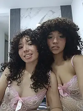 Snapshot of Chloe_and_Violeta chatting on August 9, 2026, 3:23 am Chloe and Violeta online show from August 9, 2026, 3:23 am