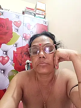 Sanjanabiswas947 online show from April 16, 2026, 9:39 pm