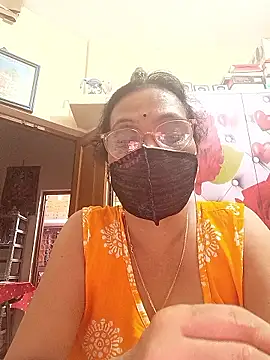 Sanjanabiswas947 online show from April 24, 2026, 1:13 pm