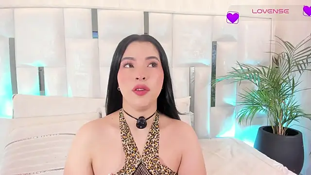 imnikaa  online show from July 11, 2026, 12:52 pm