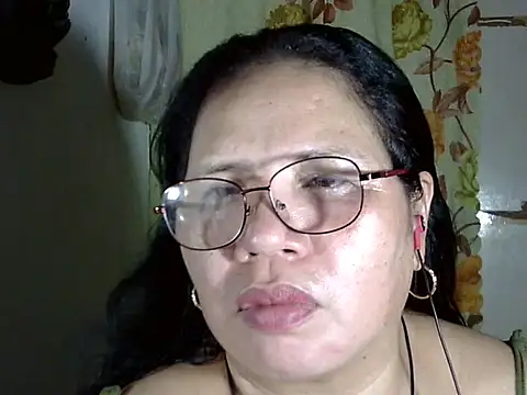 HottyCurlyPeanut online show from May 10, 2026, 5:12 am