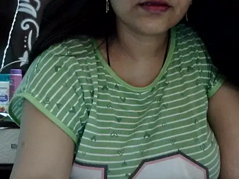 Snapshot of Sexy_Mahekk chatting on May 19, 2026, 5:19 pm Sexy Mahekk online show from May 19, 2026, 5:19 pm