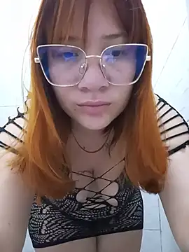 Snapshot of Curves_Nina chatting on June 20, 2026, 7:44 am Curves Nina online show from June 20, 2026, 7:44 am