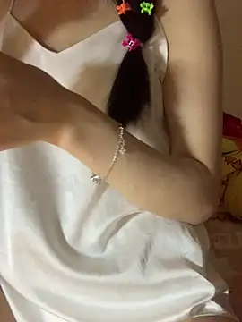 Snapshot of Summ_vn chatting on June 24, 2026, 7:51 am Summ vn online show from June 24, 2026, 7:51 am