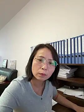 lisha521 online show from June 11, 2026, 2:53 am