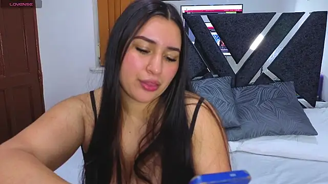 Snapshot of sofiagregorie chatting on May 13, 2026, 11:51 am sofiagregorie online show from May 13, 2026, 11:51 am