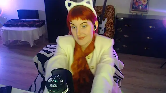 ConchitaMesser online show from May 17, 2026, 9:55 pm