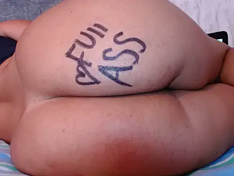 sexy-body22 online show from June 11, 2026, 7:23 pm