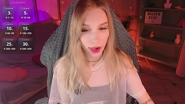 MilaDuales online show from May 28, 2026, 5:49 am