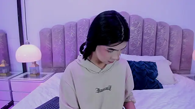 Channel sofia online show from May 31, 2026, 3:15 am