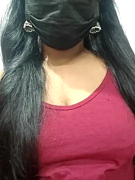 Snapshot of Tamil_Hot_Dharsha chatting on July 10, 2026, 5:45 am Tamil Hot Dharsha online show from July 10, 2026, 5:45 am