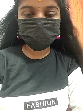 Snapshot of Tamil_Hot_Dharsha chatting on July 20, 2026, 4:05 am Tamil Hot Dharsha online show from July 20, 2026, 4:05 am