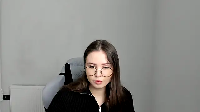 Regina cute  online show from April 23, 2026, 6:58 am
